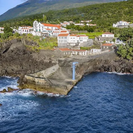 Casa Da Guarda * Sao Joao (Pico Island)